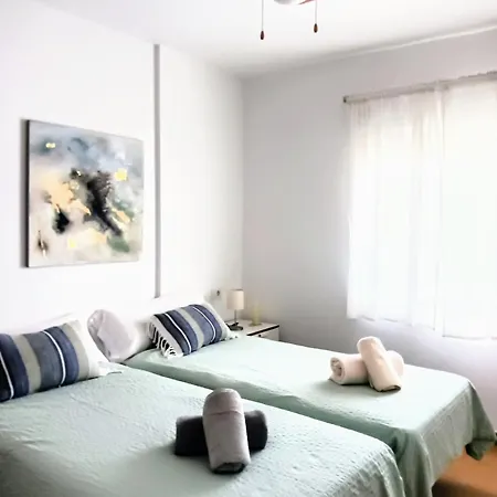 Espuma De Mar En Primera Línea De Playa De Apartamento Dénia